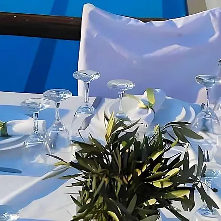 Agionissi Feriested 4*