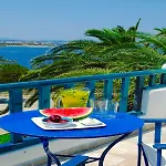 Resort Agionissi 4*