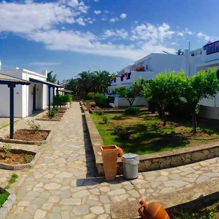 Üdülőközpont Agionissi 4*