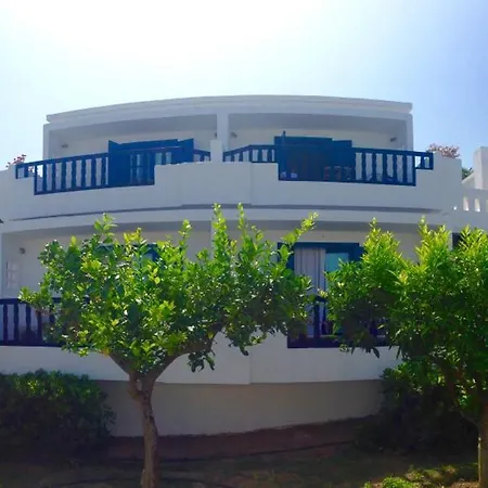 Agionissi Üdülőközpont 4*