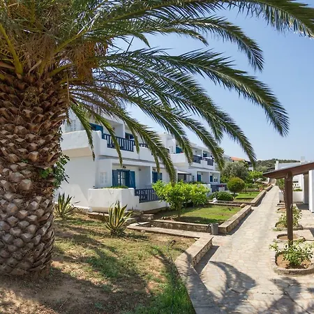 Agionissi Üdülőközpont Amulianí